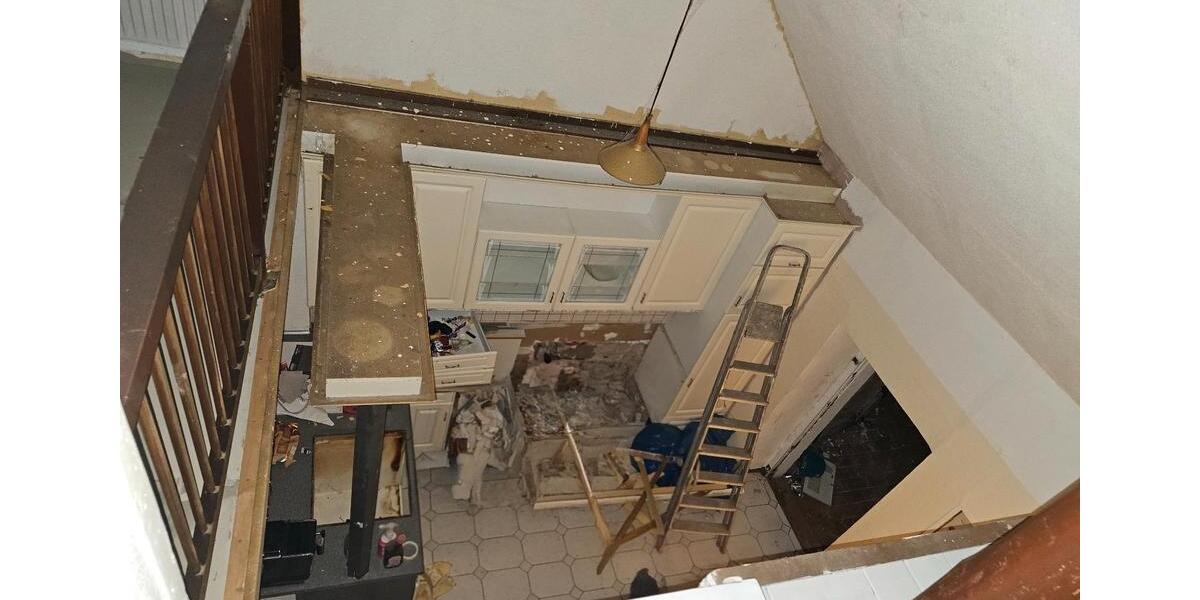 Einfamilienhaus Eppelborn - 7 Zimmer, 218 m&sup2;, 190.000&euro; | Angebot:26366733