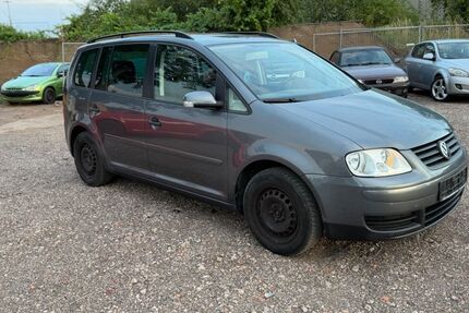 VW Touran 211.092 km 1.899 &euro; Nordhausen 99734