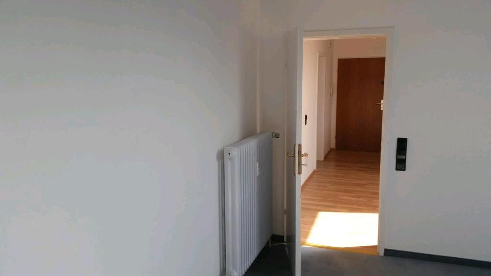 Dachgeschoßwohnung Donaueschingen - 3 Zimmer, 62 m&sup2;, 140.000&euro; | Angebot:26824169