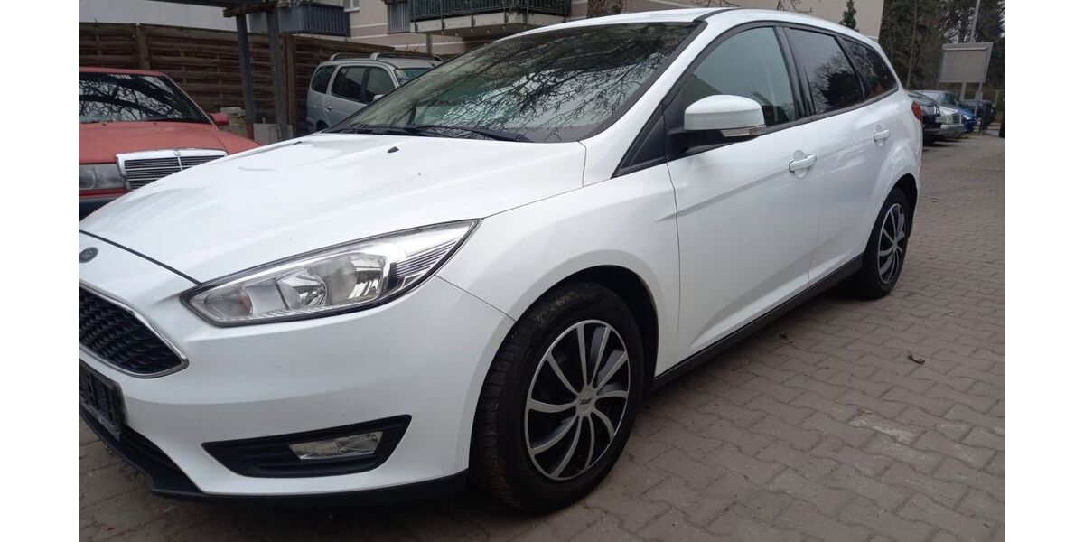 Ford Focus 159.000 km 5.390 &euro; Berlin-Mariendorf 12109
