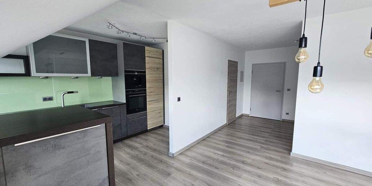 Exklusive Dachgeschosswohnung 2 zimmer