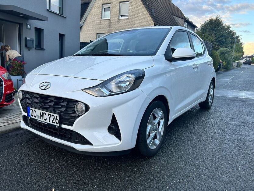i10