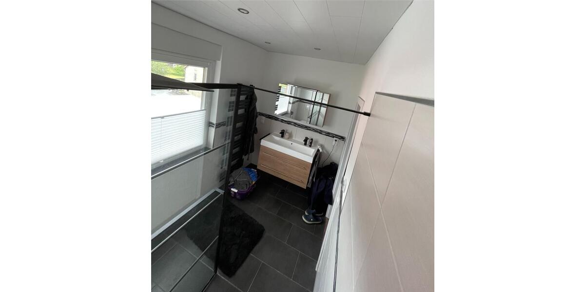 Einfamilienhaus Bodenfelde - 5 Zimmer, 255 m&sup2;, 1.090&euro; | Angebot:25324061