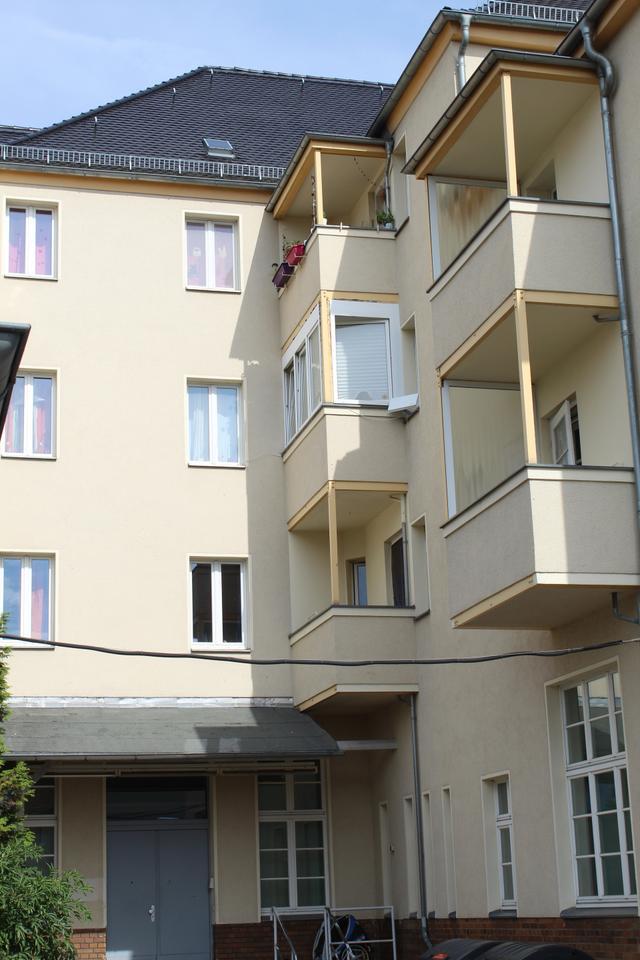 4 Raum Wohnung mit Balkon zimmer