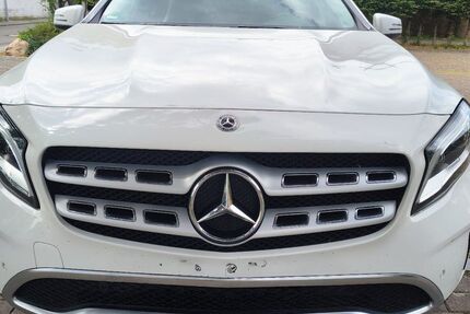 Mercedes-Benz GLA 180 59.000 km 19.800 € Groß-Rohrheim 68649
