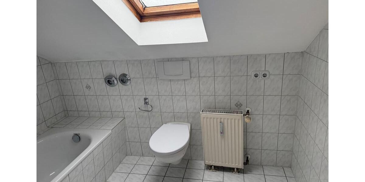 1,5 Zimmer DG Wohnung 1 zimmer