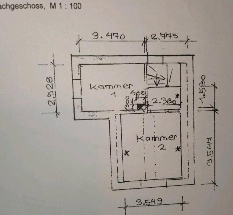 Freistehender Altbau mit Innenhof und Garten