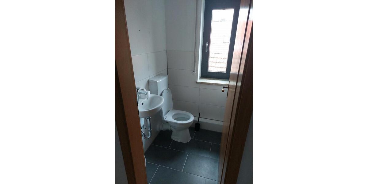 4 Zimmer Wohnung ab sofort zu vermieten zimmer