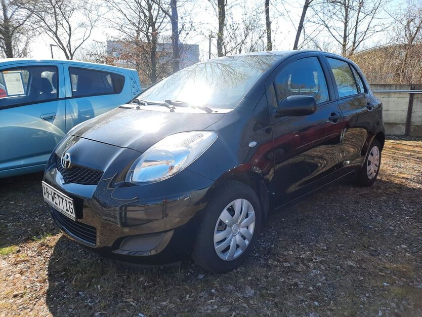Toyota Yaris 134.700 km 3.999 € Köthen 06366