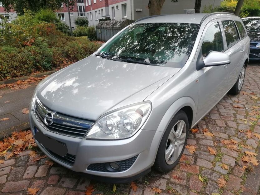 Opel Astra 273.500 km 2.800 € Hamburg 22765