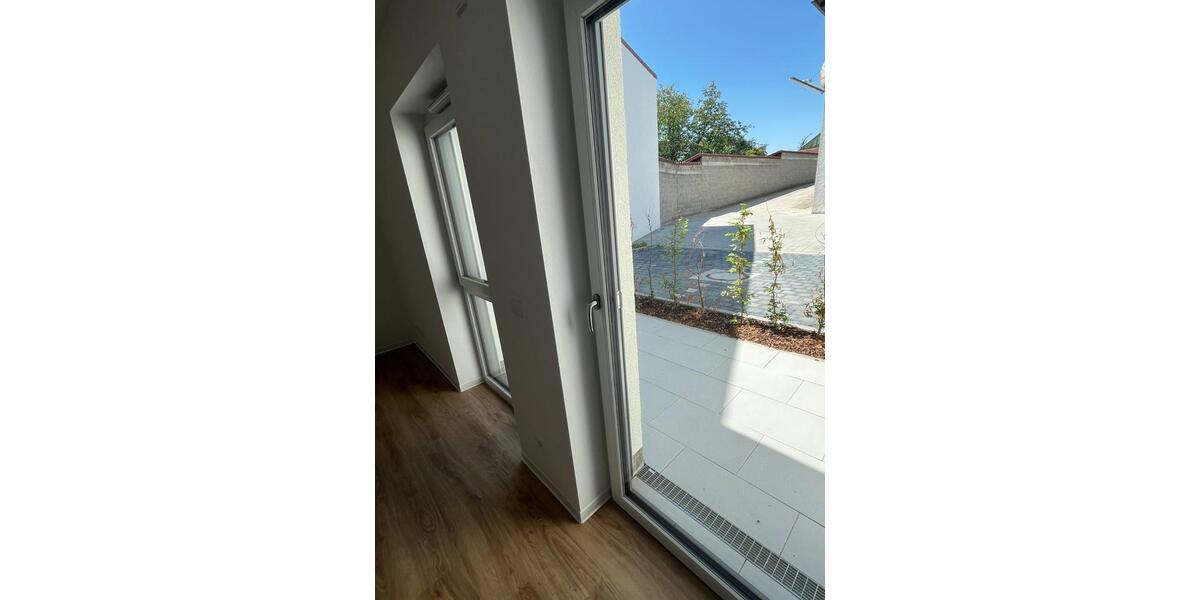 Etagenwohnung Stamsried - 2 Zimmer, 71 m&sup2;, 650&euro; | Angebot:25415126