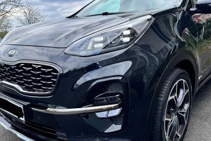 Kia Sportage 109.000 km 17.900 &euro; Unkel 53572