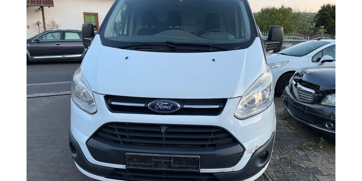 Ford Transit Custom 173.000 km 7.900 &euro; Steinau 36396