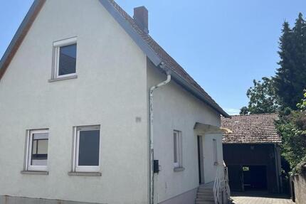 Haus Klingenmünster - 4 Zimmer, 98 m&sup2;, 1.250&euro; | Angebot:25175565