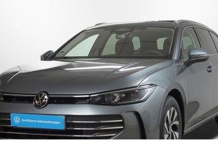 VW Passat 8.000 km 53.257 € München 81476