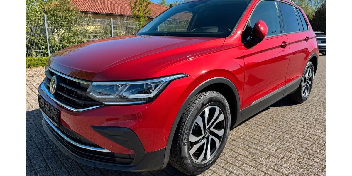 VW Tiguan 71.600 km 22.995 &euro; Kirchhain 35274