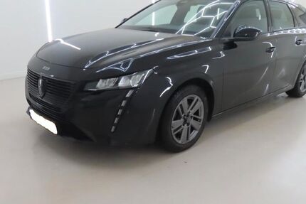 Peugeot 308 172.600 km 9.401 &euro; Recklinghausen 45661