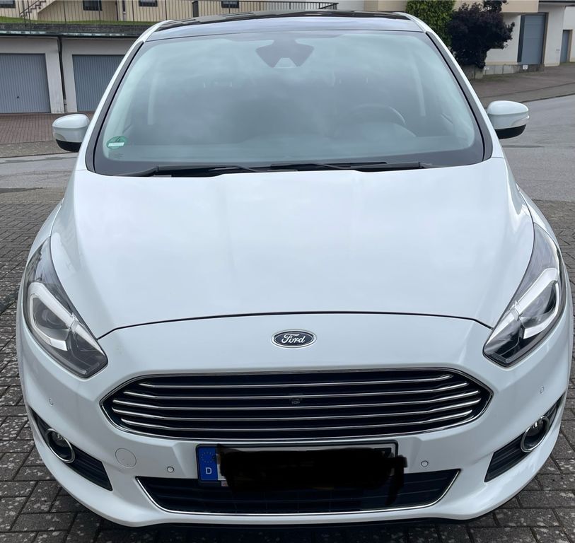 S-Max