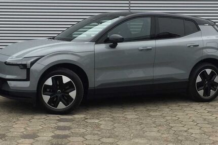 Volvo EX30 1.043 km 34.850 &euro; Hamburg 22393