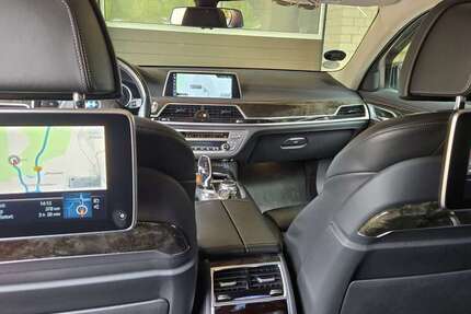 BMW 740 125.000 km 31.500 € Schenkendöbern 03172