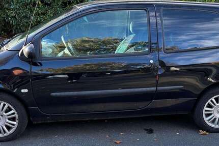 Renault Twingo 186.000 km 1.100 € Hamburg 21147