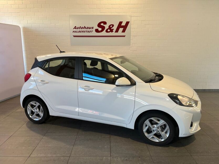 Hyundai i10 13.899 km 13.350 € Halberstadt 38820