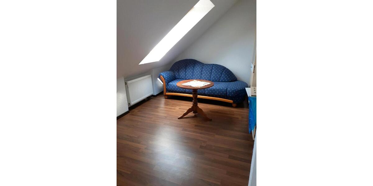 Ab 1.1.26: Dachwohnung 60qm Single Wohnung 1 zimmer