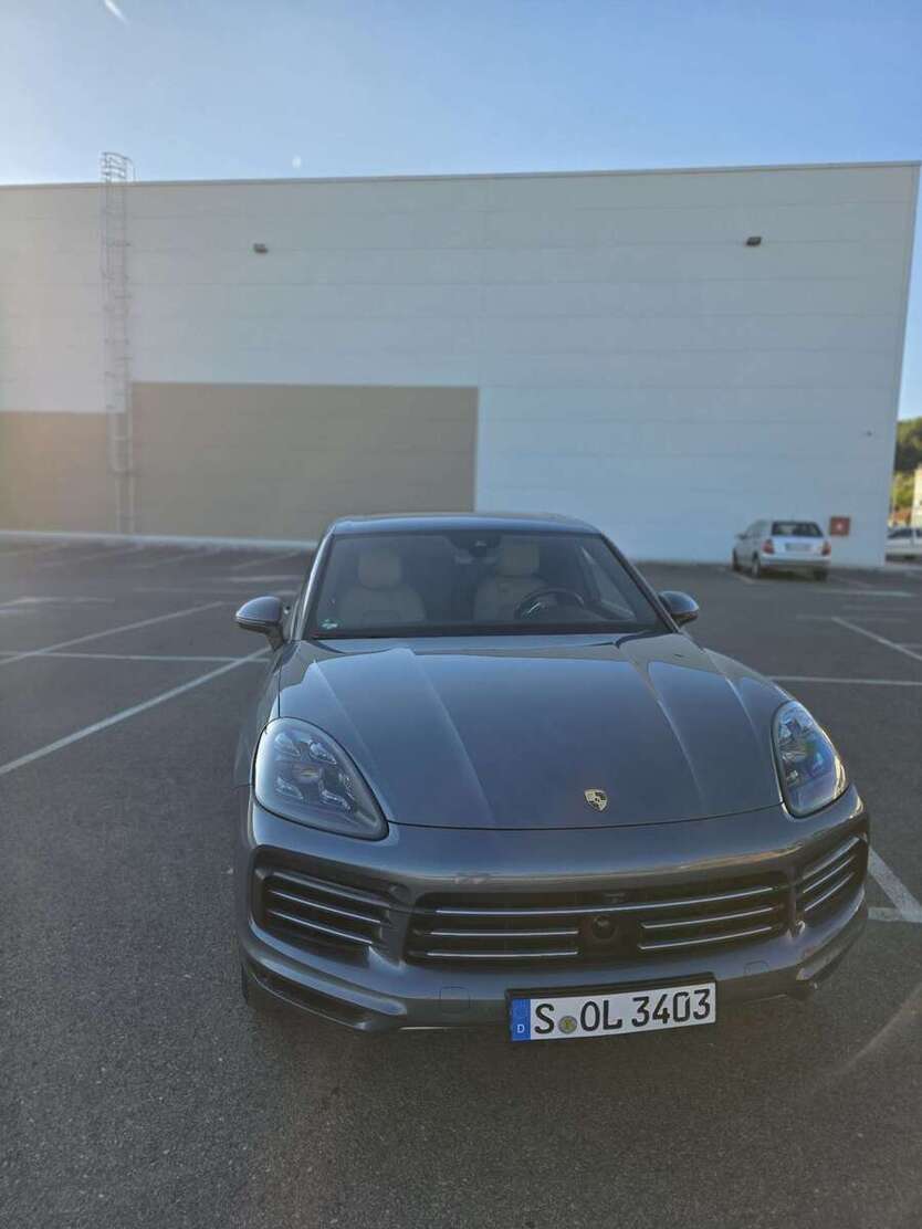 Porsche Cayenne 172.000 km 38.000 € Stuttgart 70469
