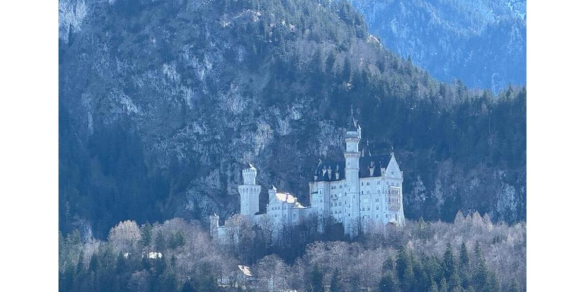 Dachgeschoßwohnung Füssen - 3 Zimmer, 75 m&sup2;, 1.200&euro; | Angebot:25218928