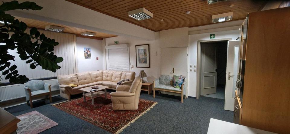 Wohnen auf Zeit Nebra (Unstrut) - 10 Zimmer, 250 m&sup2;, 30&euro; | Angebot:24514094