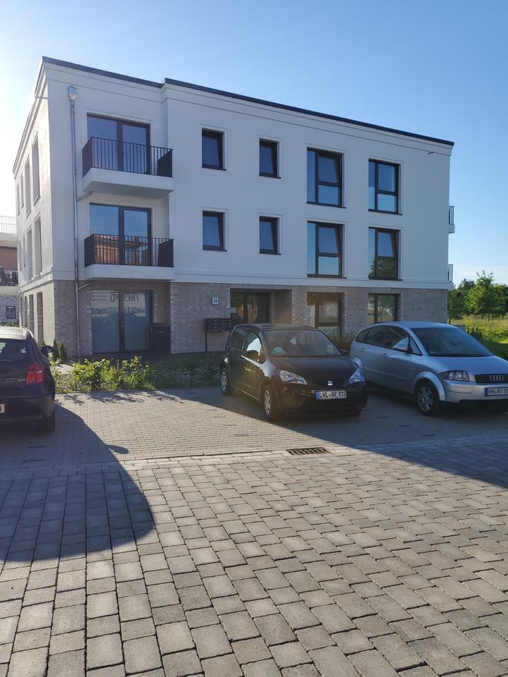 Von Privat: Moderne seniorengerechte 2-Zimmer Wohnung * 58qm