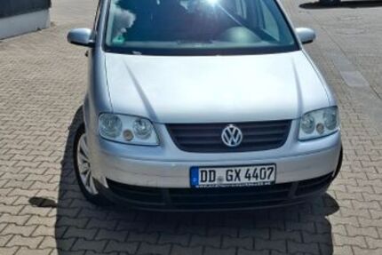 VW Touran 276.000 km 3.199 &euro; Dresden 01239