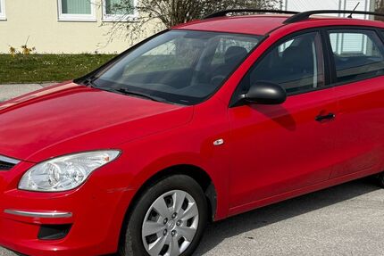 Hyundai i30 176.000 km 1.990 &euro; München 81479
