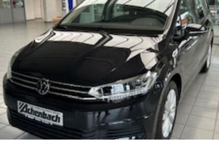 VW Touran 10.300 km 35.290 &euro; Steffenberg 35239