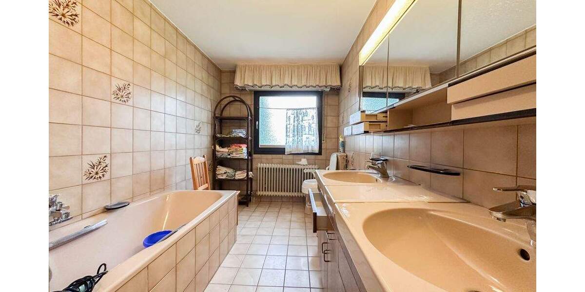 Bungalow Neustadt bei Coburg / Wildenheid Wildenheid - 5 Zimmer, 150 m&sup2;, 399.000&euro; | Angebot:24034670