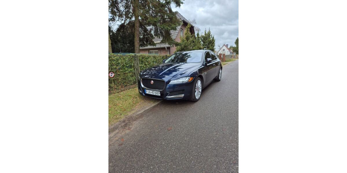 Jaguar XF 207.000 km 16.000 &euro; Grünheide (Mark) 15537