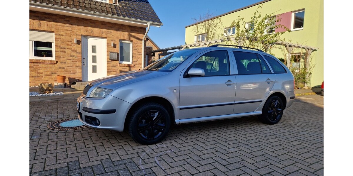 Skoda Fabia 389.000 km 2.000 &euro; Dormagen 41539