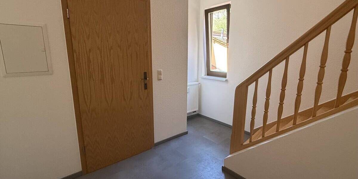 Mehrfamilienhaus, Wohnhaus Bad Blankenburg - 6 Zimmer, 141 m&sup2;, 175.000&euro; | Angebot:26683721