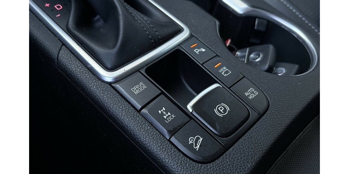 Kia Sportage Platinum Edition 4WD 360°/JBL/ACC/NAVI 77.030 km 21.800 &euro; Villingen-Schwenningen 78054