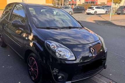 Renault Twingo 136.767 km 1.999 € Dortmund 44388