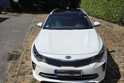 Kia Optima 97.100 km 17.400 &euro; Hamm 59071