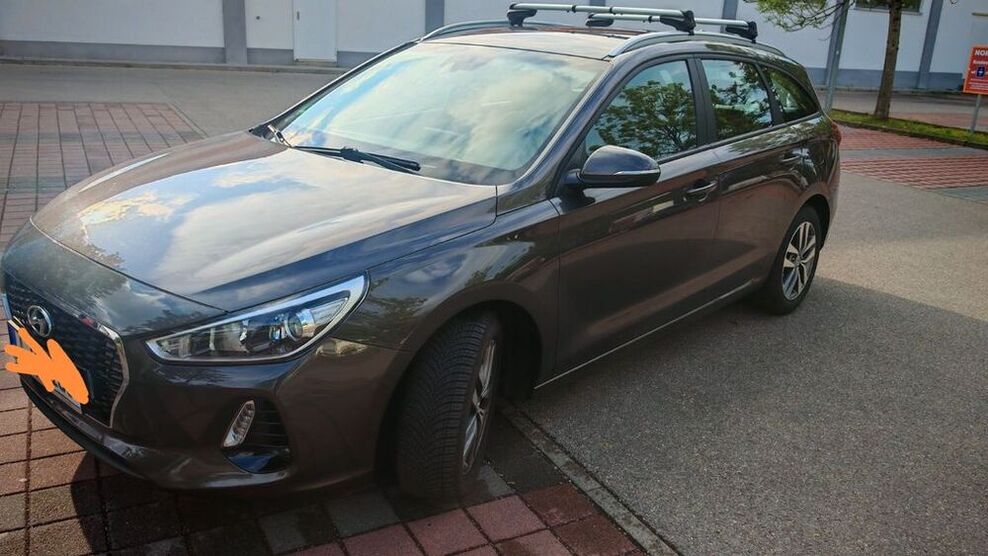 i30
