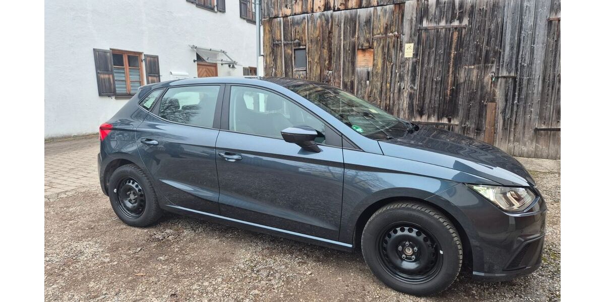 Seat Ibiza 99.000 km 9.500 &euro; Höhenkirchen-Siegertsbrunn 85635
