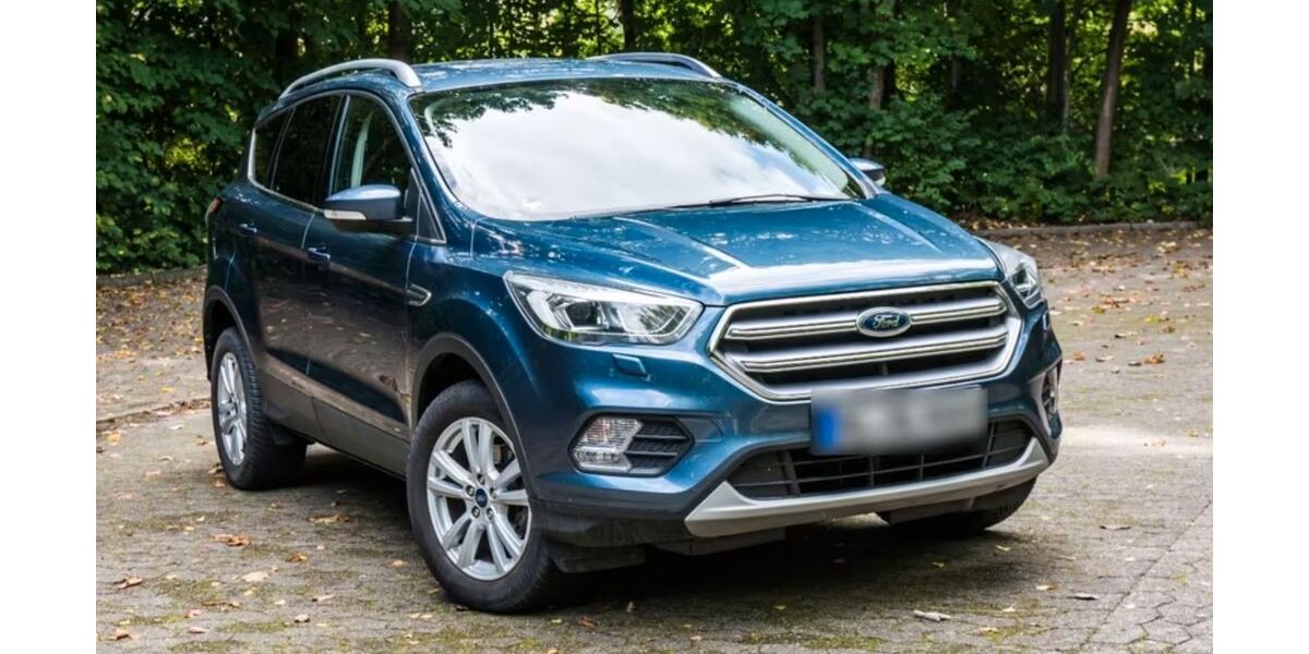 Ford Kuga 54.000 km 13.800 &euro; Kiel 24103