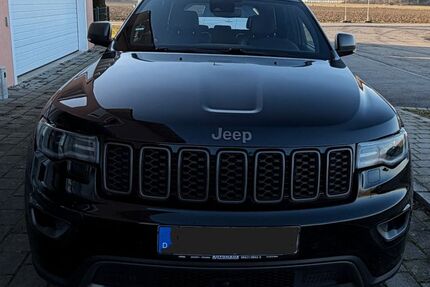 Jeep Grand Cherokee 136.500 km 23.300 &euro; Aiterhofen 94330