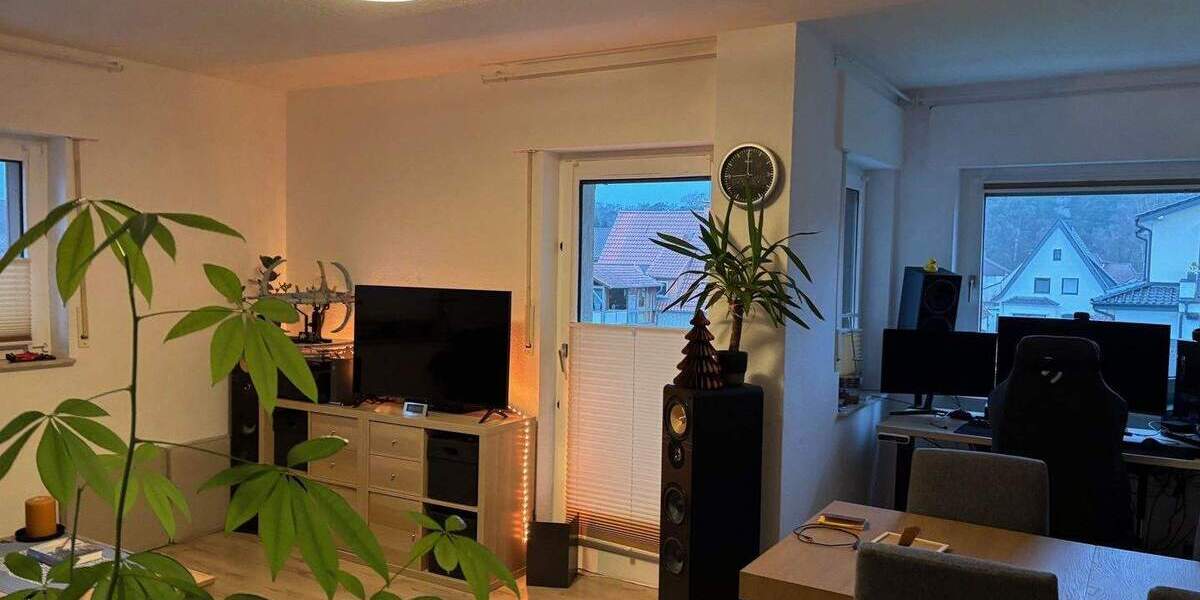 Etagenwohnung Bad Lippspringe - 2 Zimmer, 49 m&sup2;, 119.000&euro; | Angebot:24460320