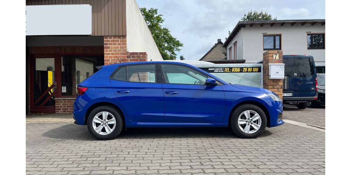Skoda Fabia 20.950 km 15.899 &euro; Cottbus 03050