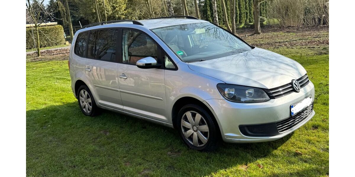 VW Touran 224.000 km 5.800 &euro; Oldenburg 26133
