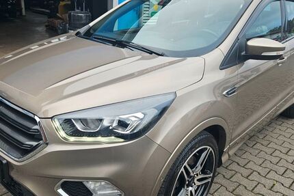 Ford Kuga 116.942 km 18.890 € Mörschbach 55494