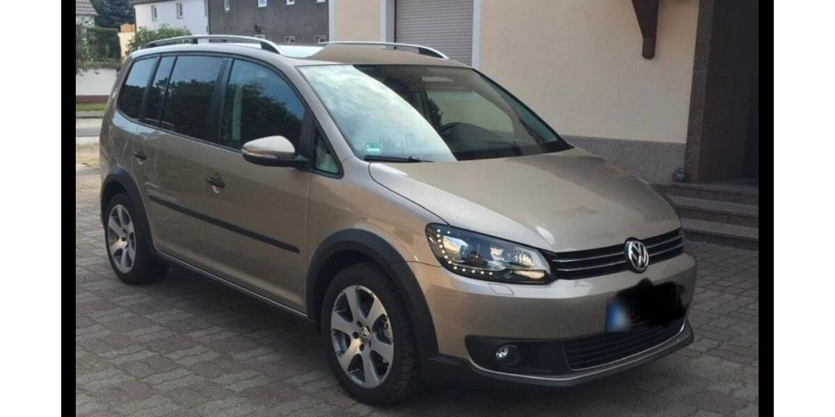 VW Touran 199.000 km 9.900 &euro; Mockrehna 04862